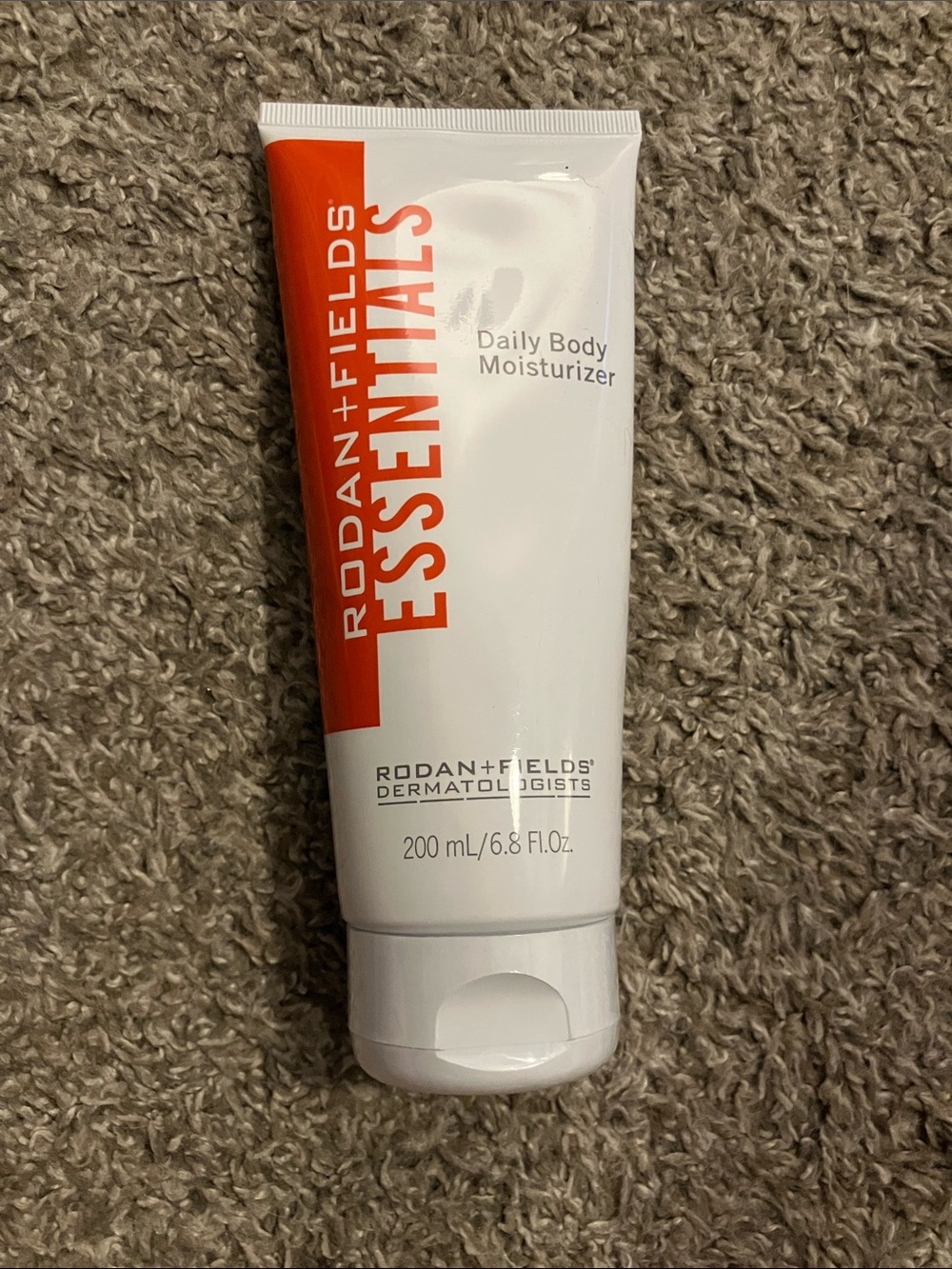 Rodan + Fields Essentials Daily Body Moisturizer NEW Sealed 6.8 fl oz